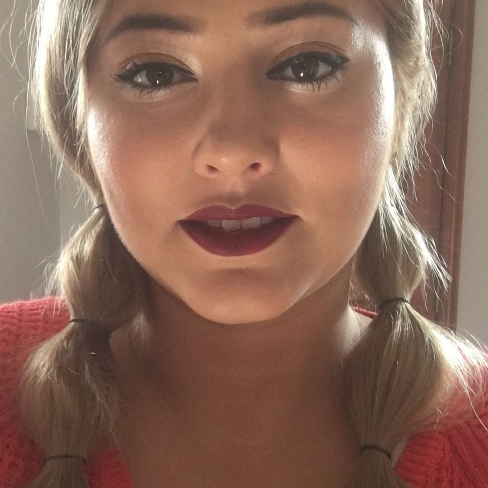 Meet your Posher, Veronica